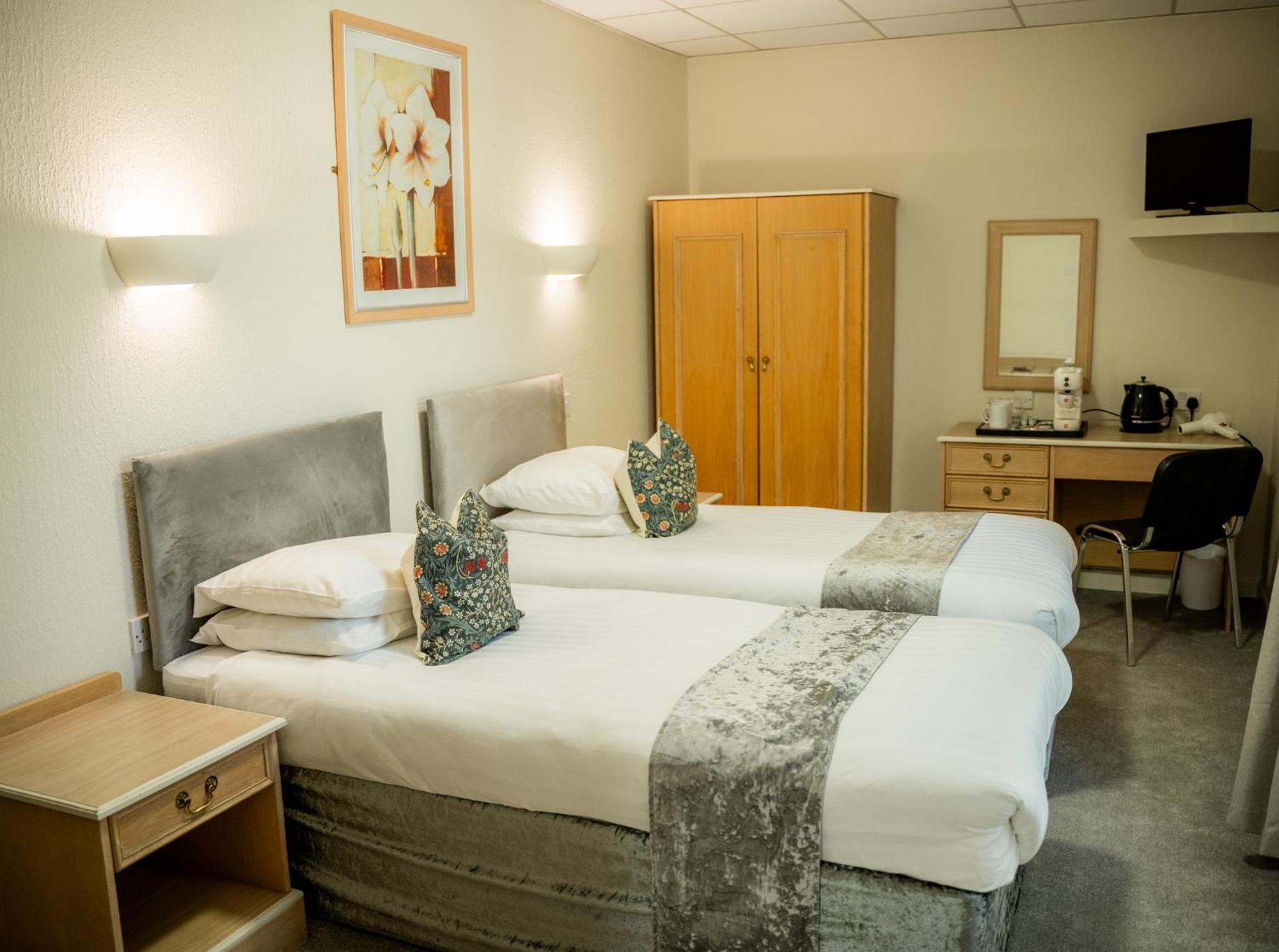 The Mayfair Hotel บอร์นมัธ ภายนอก รูปภาพ